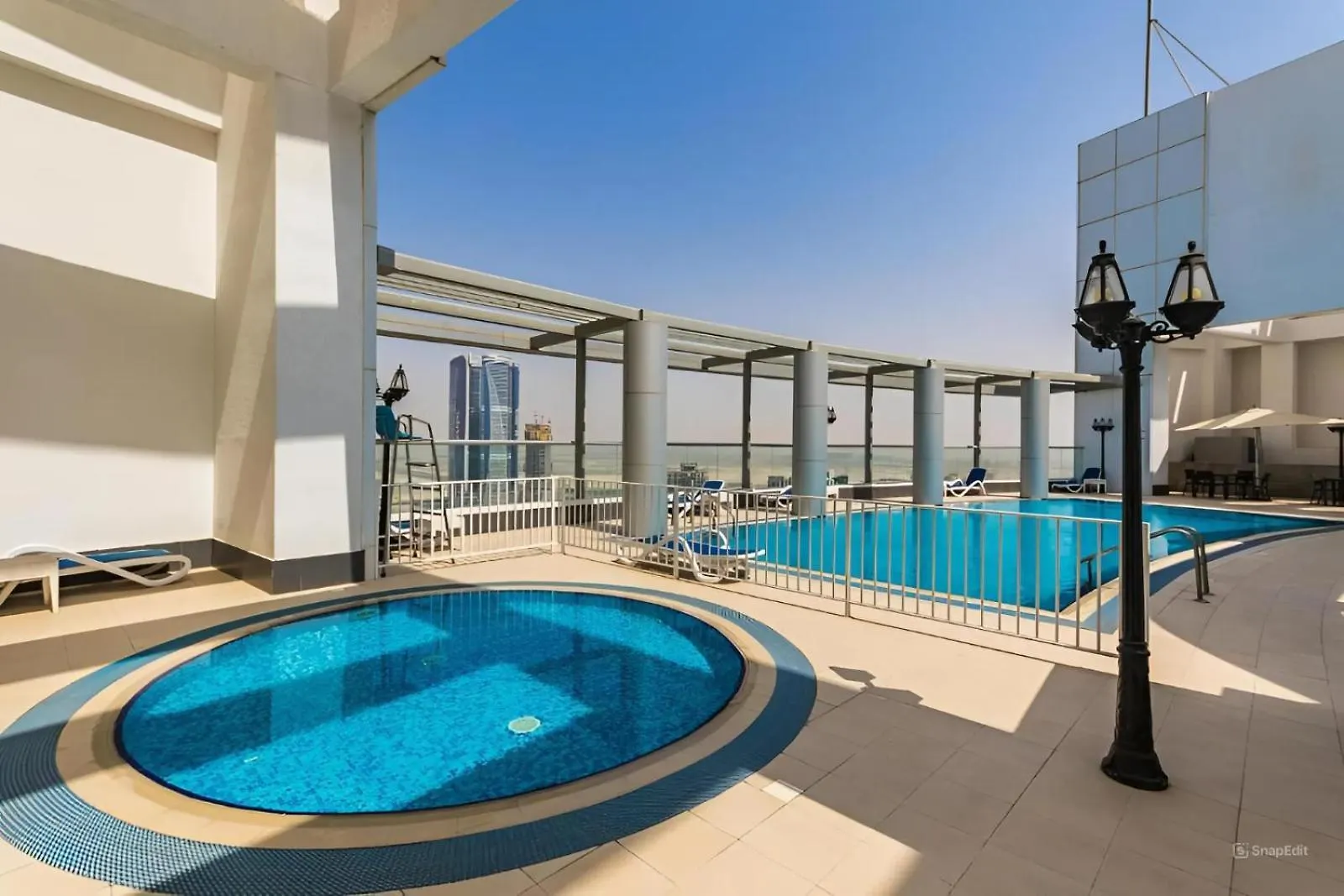 5 Min To Dubai Mall Downtown Dormitory Rooms Inn